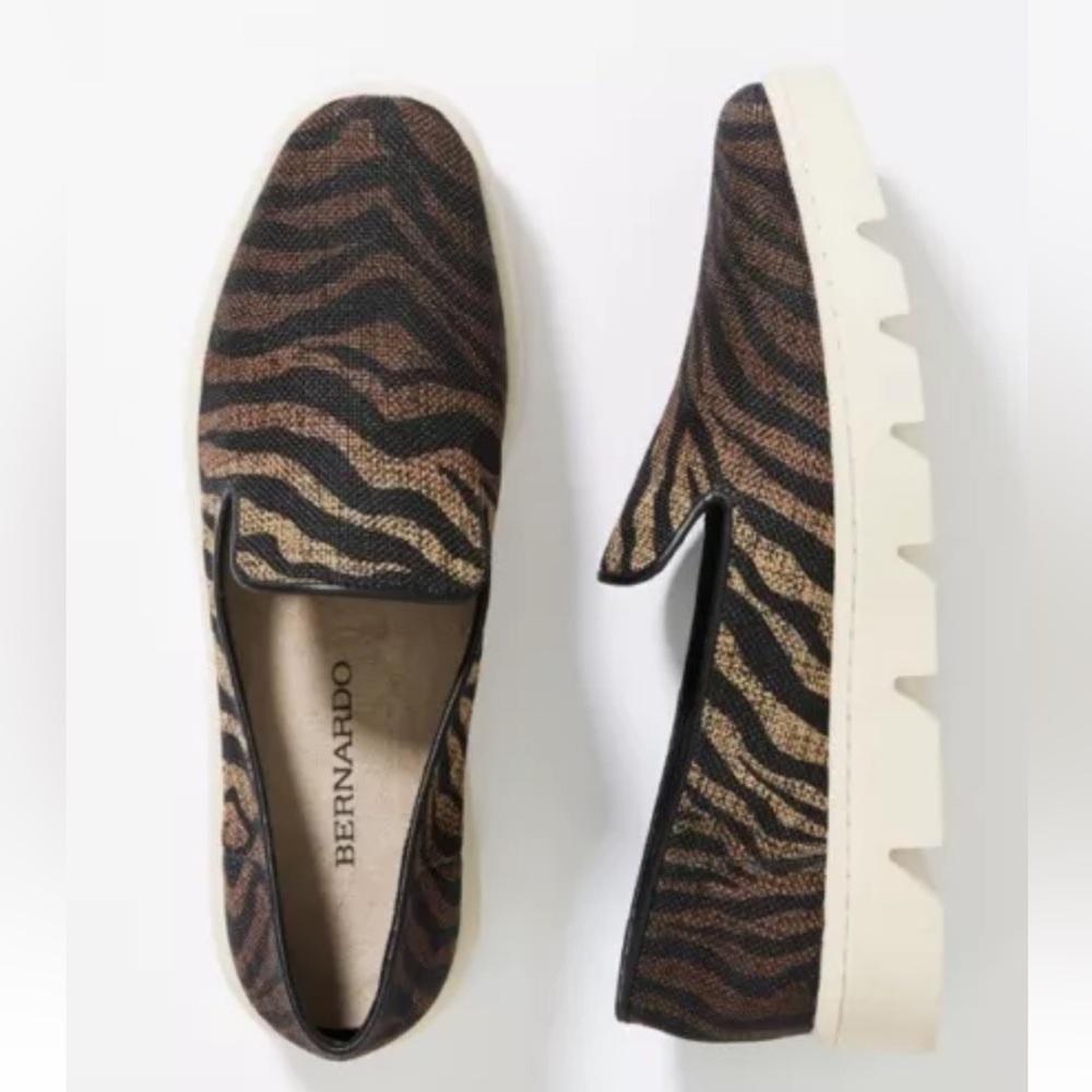 Anthropologie Bernardo Danica platform slip-on sneakers Size 8 shoebox included